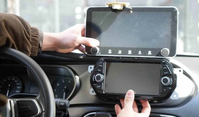 Araçlara sonradan takılan ekranlarla ilgili yeni açıklama