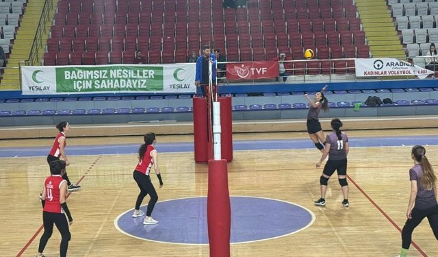 8 Mart Voleybol Müsabakaları Tamamlandı