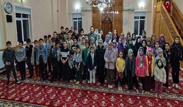Çocuklar bu projeyle teravihe koşuyor