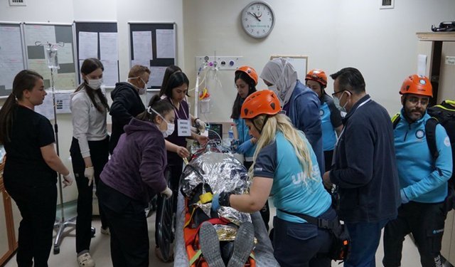 Şuhut Devlet Hastanesi'nde afet tatbikatı!..