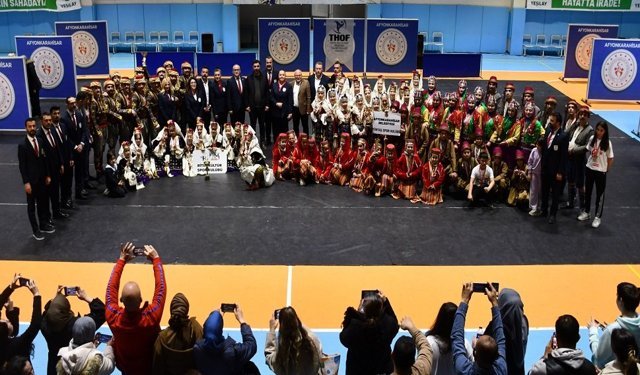 Afyonkarahisar Kulüpler Halk Oyunları müsabakaları sona erdi
