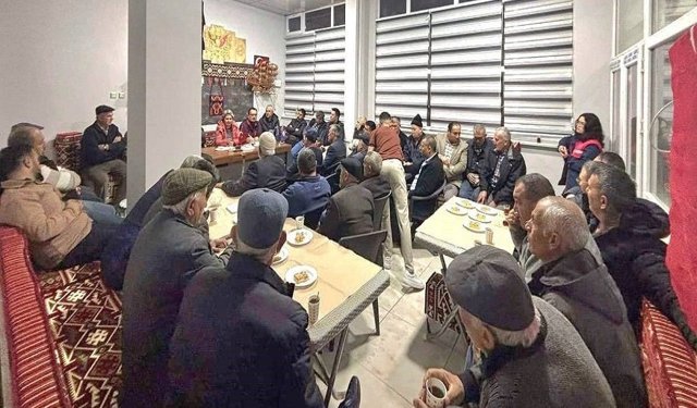 Çiftçilere bitki koruma ürünlerinin kullanımı eğitimi