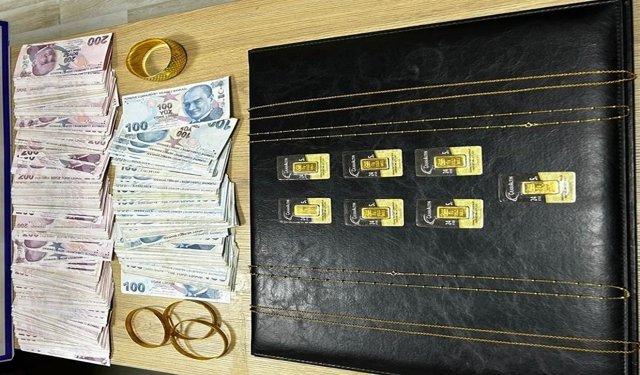 Sahte altın kalpazanalrı yakalandı!..