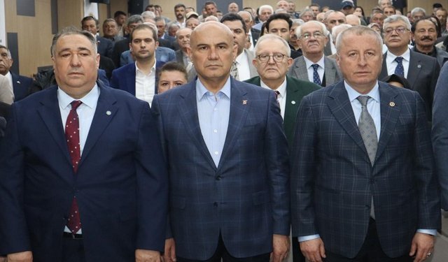 Turhan Çömez: Türkiye sahipsiz değil