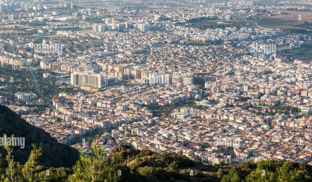 MANİSA PİYASALARINDA ALTIN FİYATLARI YATIRIMCININ ODAĞINDA