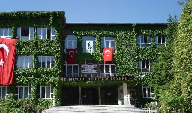 Afyon Sanat Okulu binası yıkılmayacak, peki ne olacak?..