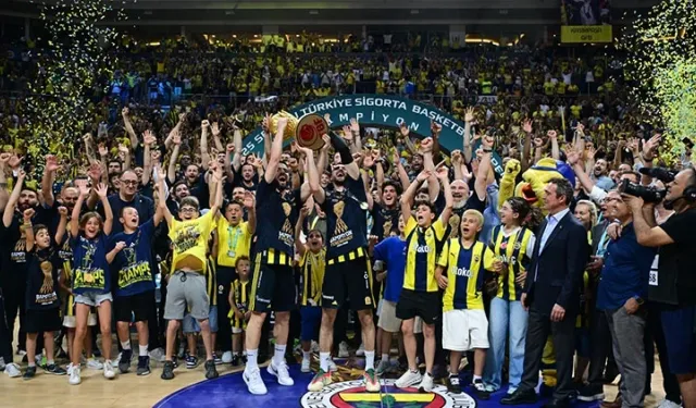 Basketbolda Fenerbahçe Beko şampiyon
