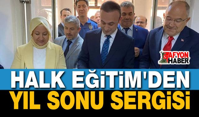 Kaymakam ve Belediye Başkanı Kurdele Kesti