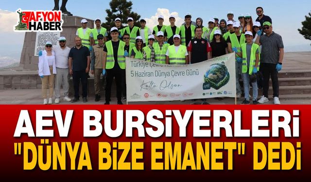 Kocatepe Anıtı’nda Çevre Temizliği