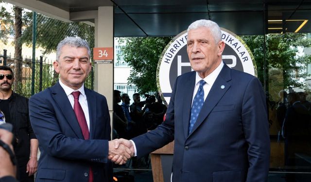 Müsavat Dervişoğlu, HÜR SEN'i ziyaret etti