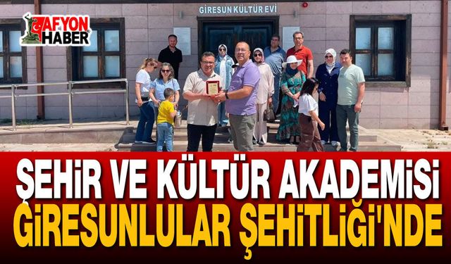Öğretmenler Giresunlular Şehitliği'nde