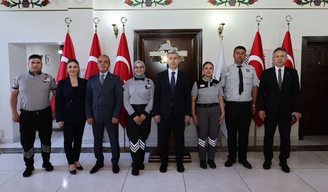 "Özel Güvenlik Personeli Emniyetle Omuz Omuza"