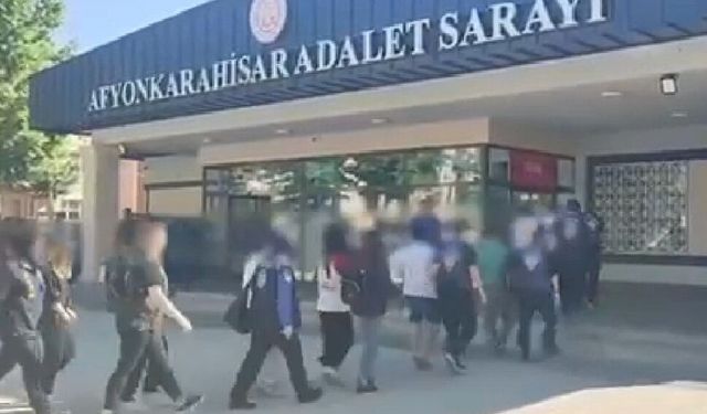 Sahte araç ilanıyla 69 vatandaşı dolandırmışlar!..