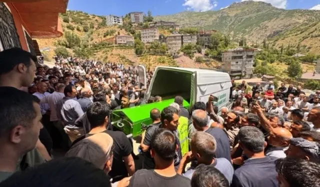 Uzman çavuş, kayınpederinin evini bastı, 4 ölü