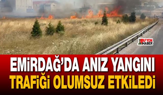 Emirdağ’da anız yangını trafiği olumsuz etkiledi