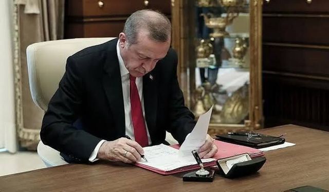 YÖK'e 4 Üye ve 8 Üniversiteye Rektör Atandı