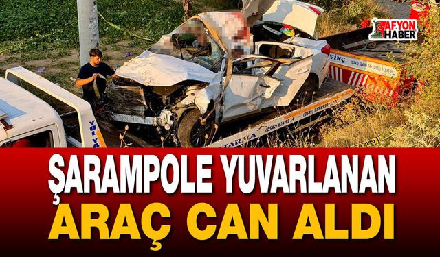Afyon'da şarampole yuvarlanan araç can aldı