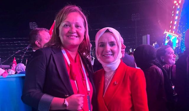 Başkan Burcu Köksal, AK Parti'nin 25.Yıl mitinginde