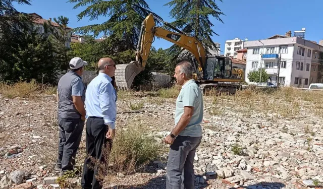 Afyonkarahisar İl Müftülüğü yeni hizmet binası temeli kazılıyor