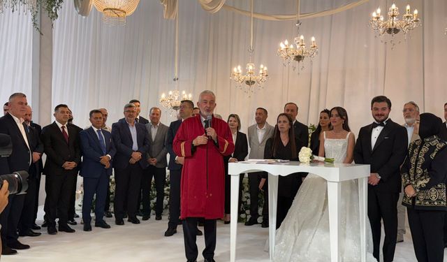 Milletvekili Ali Özkaya nikâh şahidi oldu