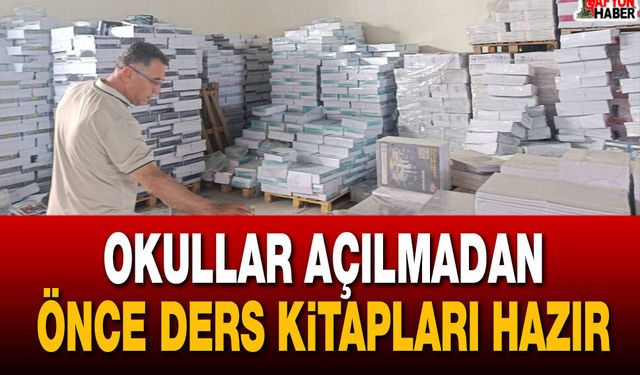 Afyon’da okullar açılmadan önce ders kitapları hazır