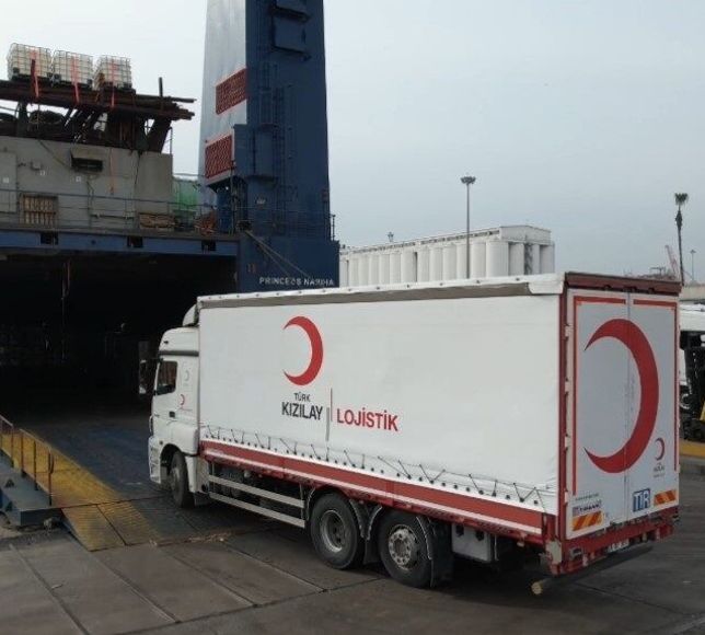 AFYON'DAN GAZZE'YE YARDIM ELİ