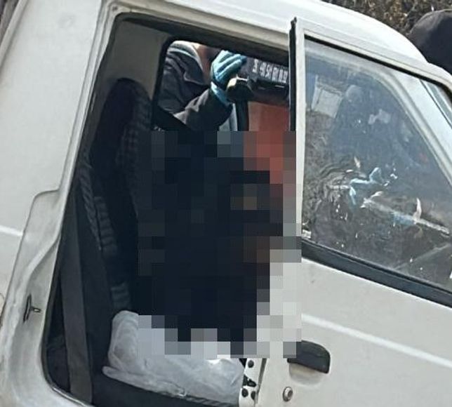 SINIF ÖĞRETMENİ ARACINDA ÖLÜ BULUNDU