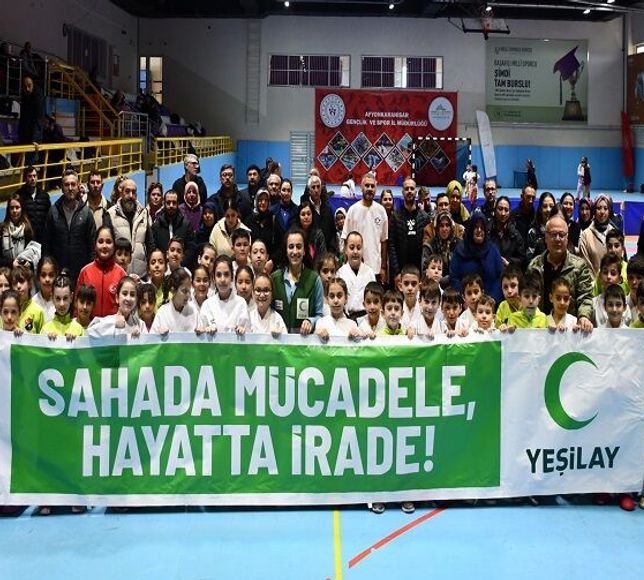 YEŞİLAY HAFTASINDA SPOR ETKİNLİKLERİ