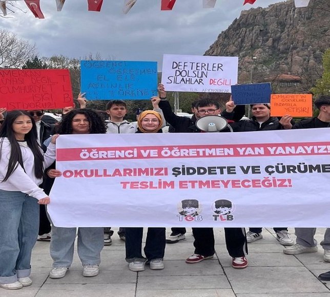Arkadaşlarımızı şiddete ve çürümeye teslim etmeyeceğiz