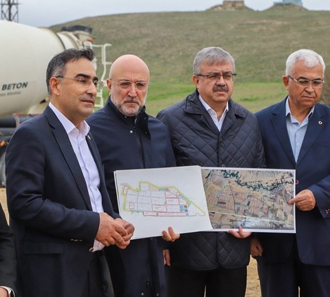 Sinanpaşa OSB'de çalışmalar tam gaz