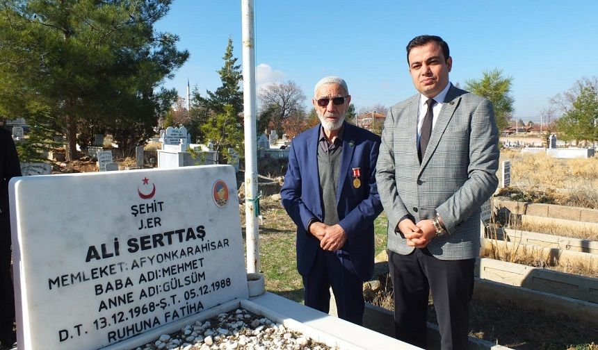 Şehit Ali Serttaş, kabri başında anıldı