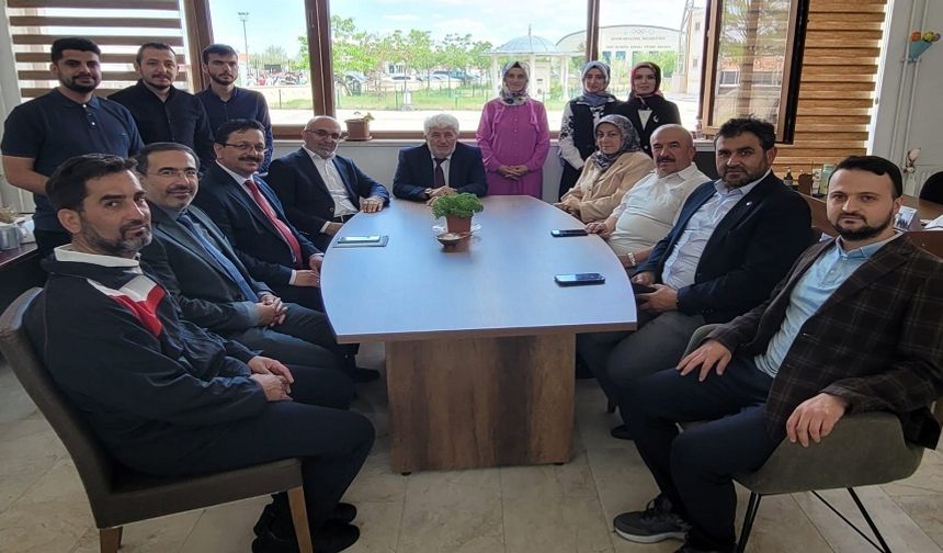 Afyonkarahisar Diyanet Gençlik Merkezi’ne ziyaret
