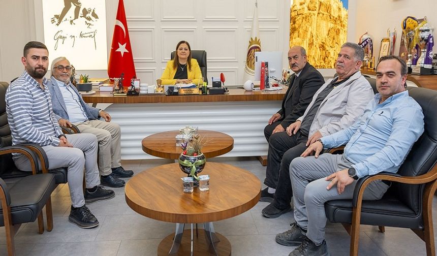 Düğün salonlarından artan yemekler paticanlara mama olacak!..