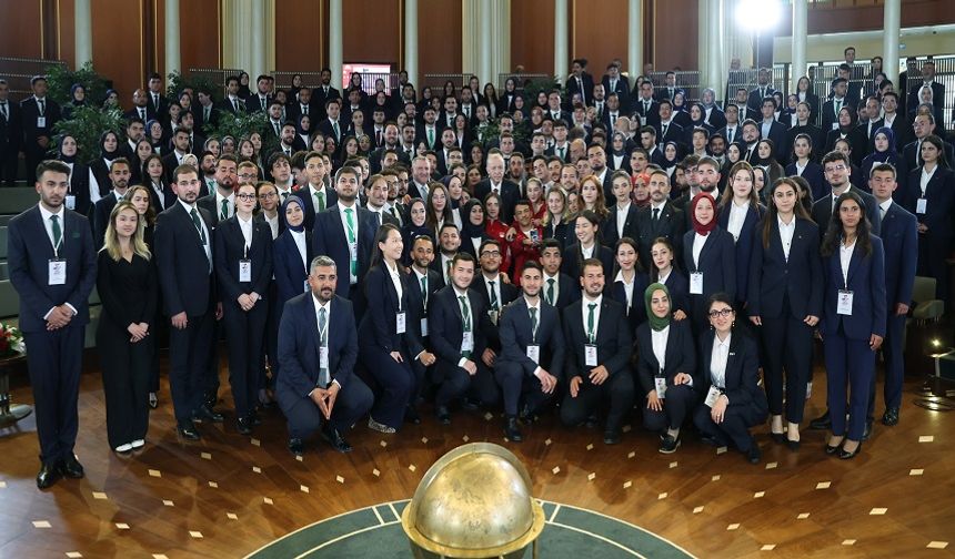 AKÜ Öğrencisinden Cumhurbaşkanlığı Programında anlamlı performans