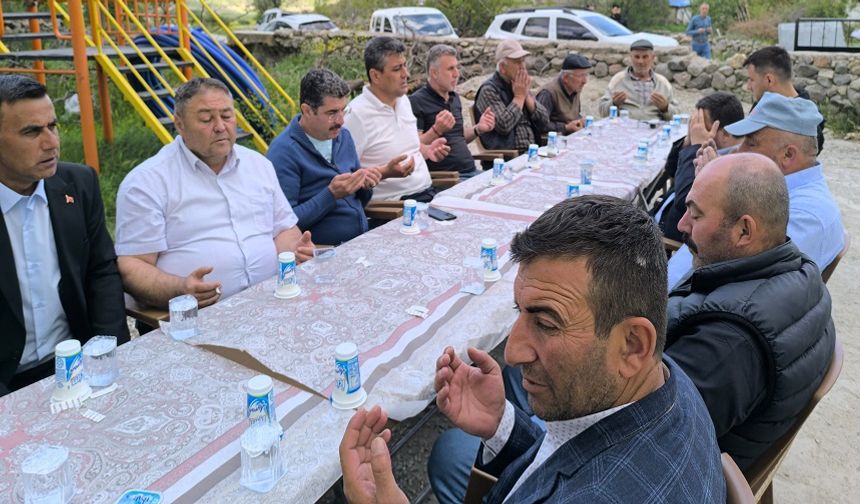 Şuhut Karahallı köyünde yağmur duası yapıldı