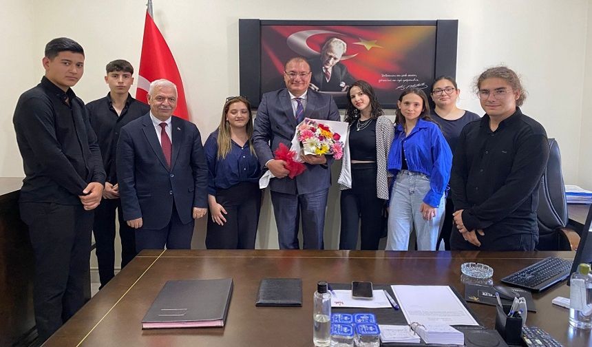Staj yapan meslek lisesi öğrencilerine teşekkür belgesi