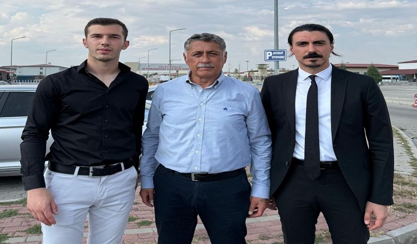 İpek Elif Atayman, cezaevinde esir tutuluyor