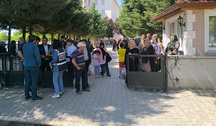 Afyon'da 6730 öğrenci LGS'ye girdi