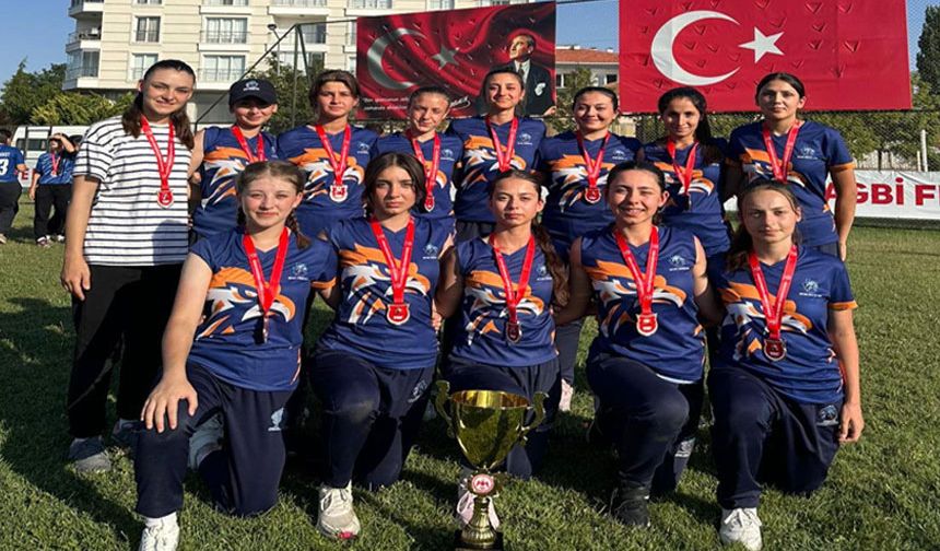 Afyon Spor Lisesi Türkiye dereceleriyle döndü