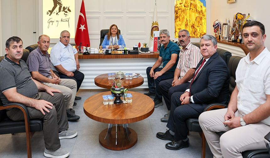 Sanayi Sitesi esnafından Başkan Köksal'a teşekkür ziyareti