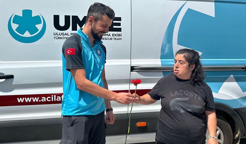 Otizmli çocuklar UMKE gönüllüleri ile buluştu