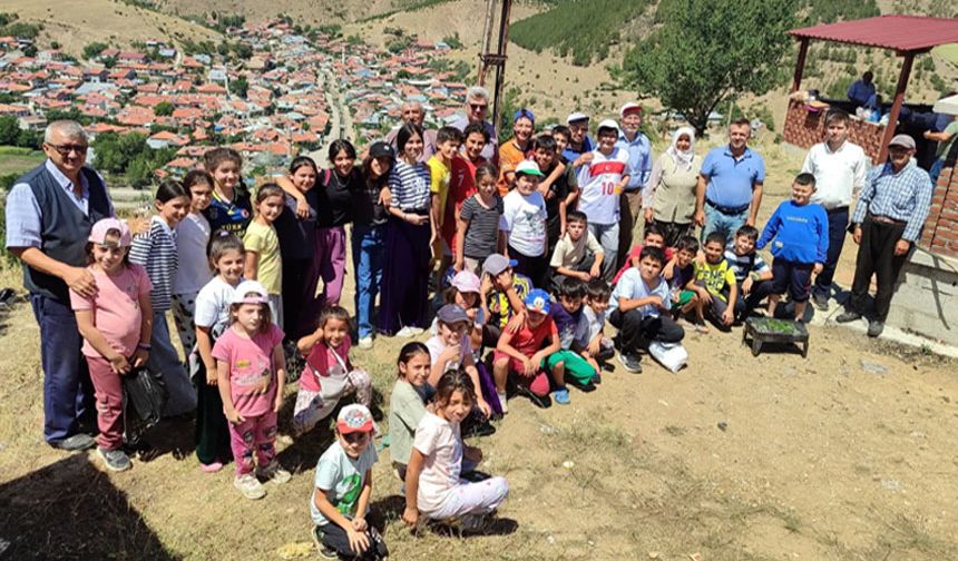 Şuhut'ta yaz Kur'an kursu öğrencilerine piknik etkinliği