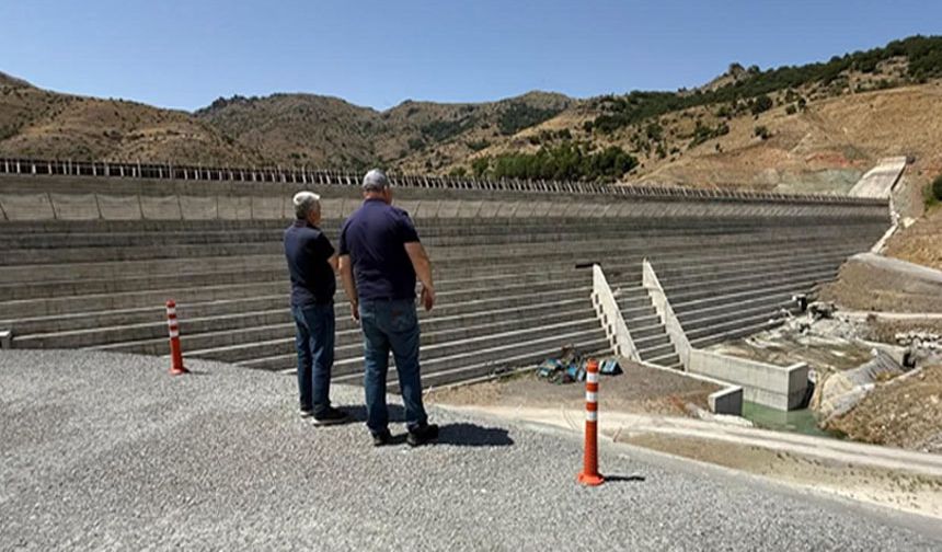 DSİ Bölge Müdürü Erkan, Başören Tekke Kavaklı Barajı'nda incelemelerde bulundu