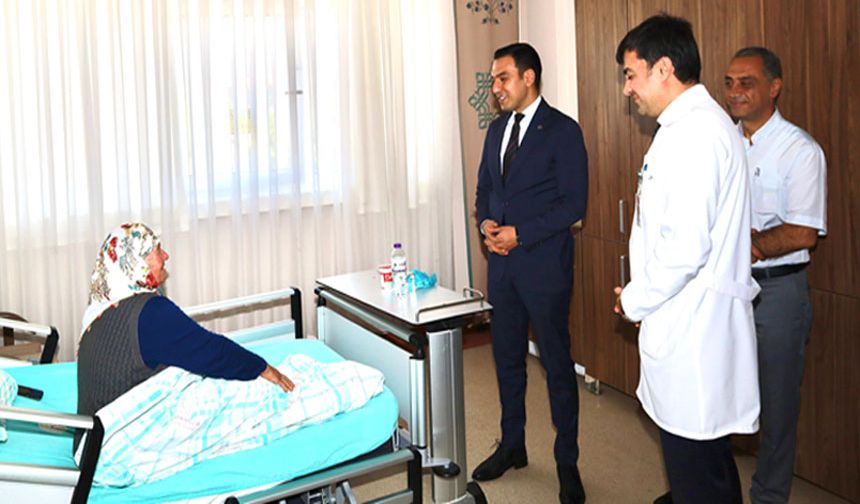 Kaymakam Uğuz'dan hastane ziyareti