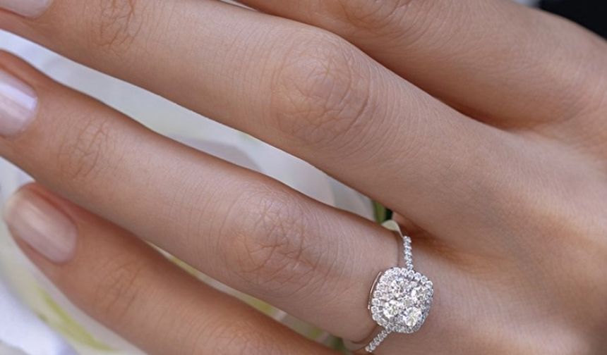 Işıltının Zarif Dokunuşu: Pırlanta Yüzük ve Bileklikler