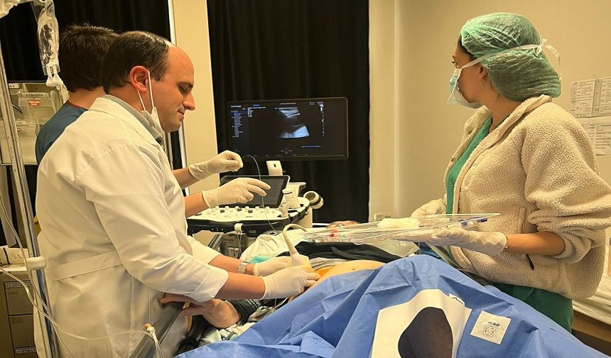 Sandıklı Devlet Hastanesi'nde iki başarılı operasyon