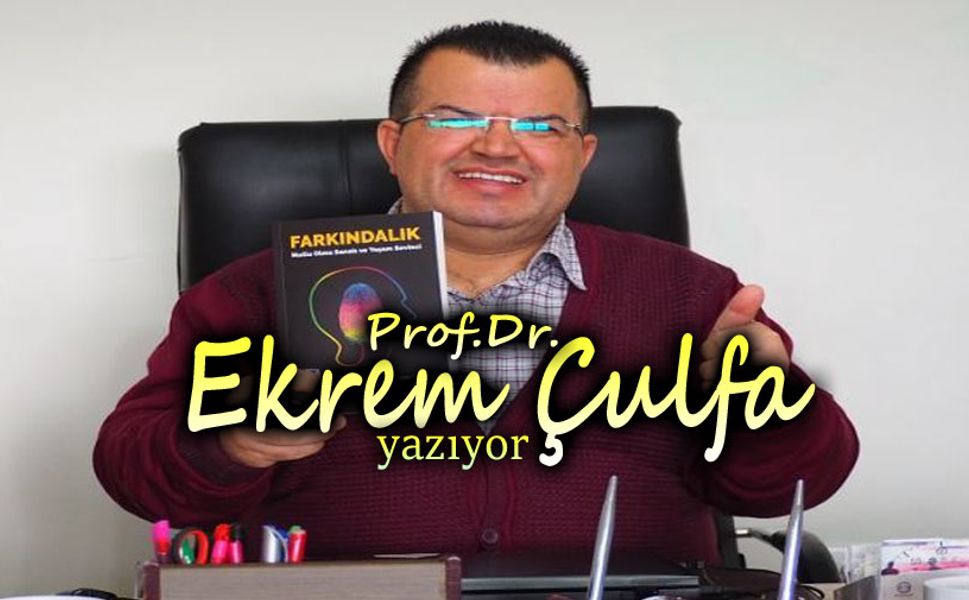 Siyasette Döneklik: İlkesizlik mi, Stratejik Esneklik mi?