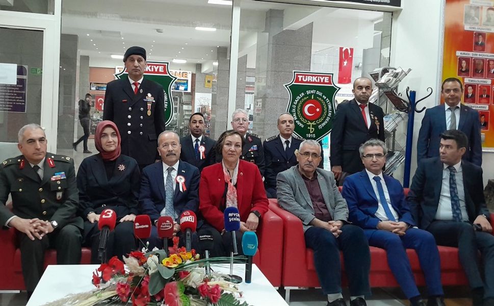 Vali Yiğitbaşı, Şehitler Derneğini ziyaret etti