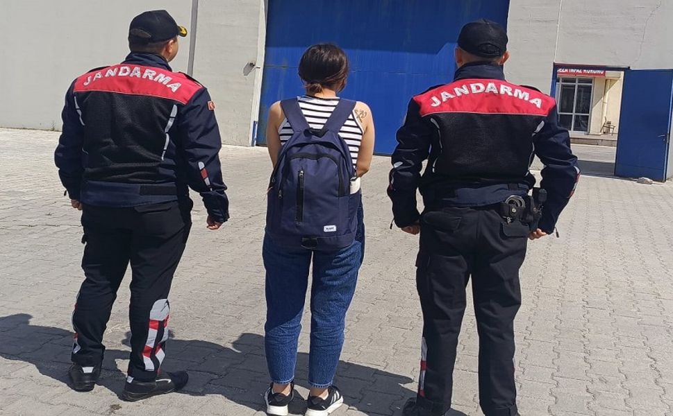 Uyuşturucudan aranması olan bir şahıs yakalandı