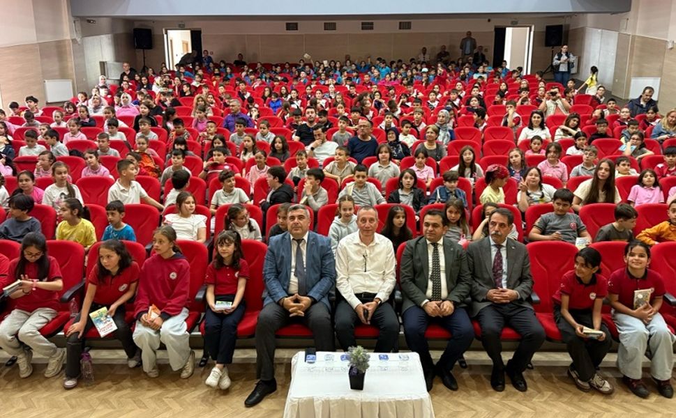 Afyonkarahisar’da Dijital Baba ile Söyleşi Etkinliği